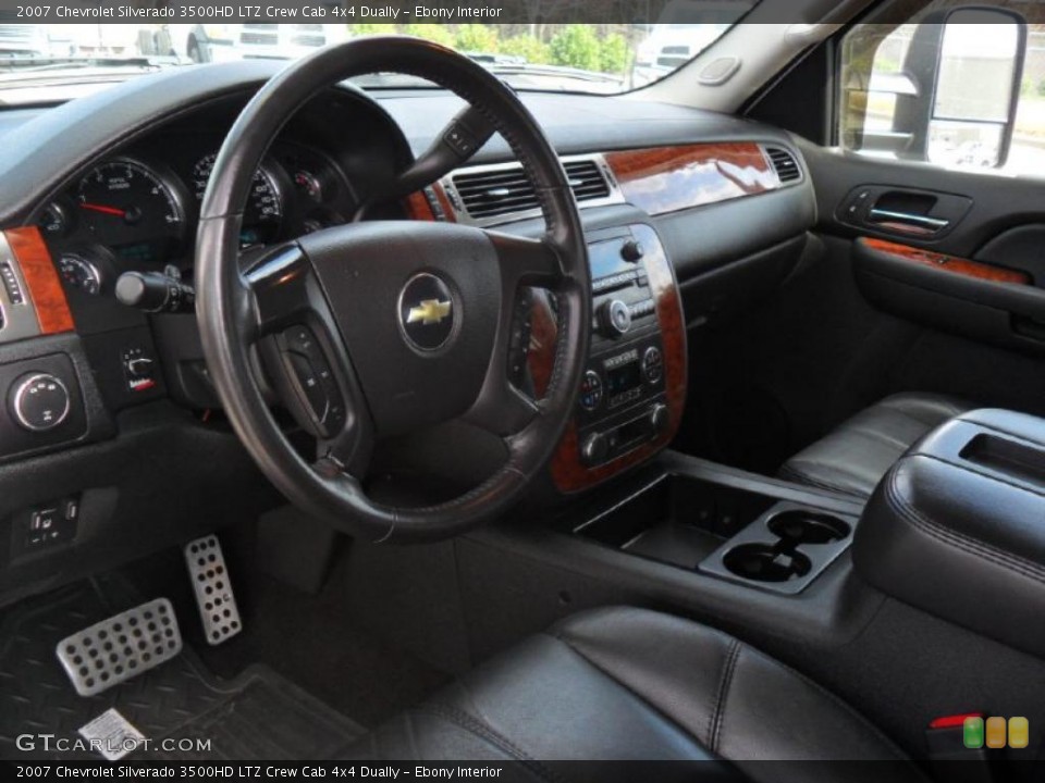 Ebony 2007 Chevrolet Silverado 3500HD Interiors