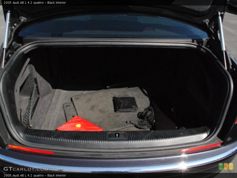 Black Interior Trunk for the 2005 Audi A8 L 4.2 quattro #46820052
