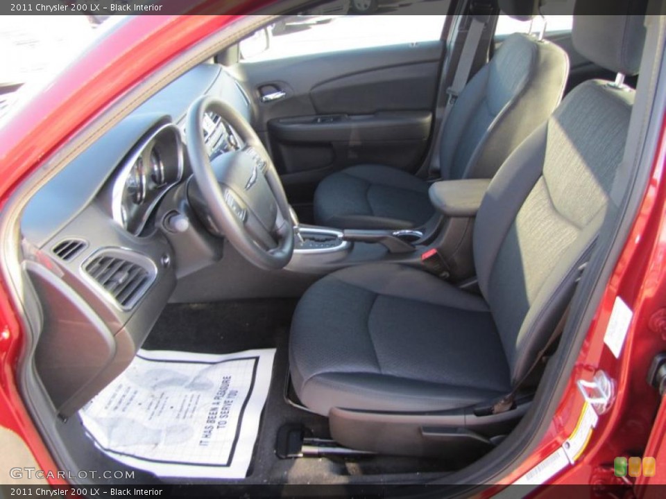 Black Interior Photo for the 2011 Chrysler 200 LX #46820559