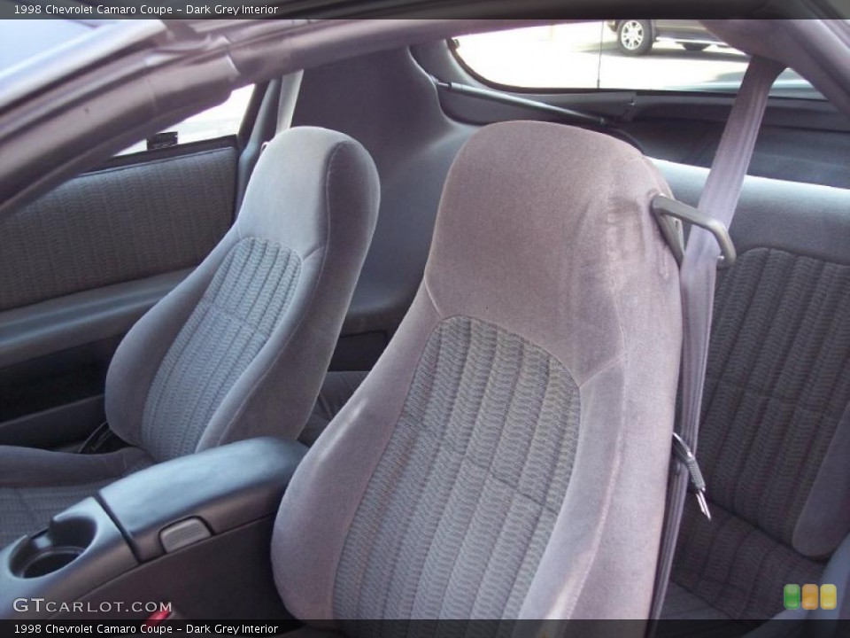 Dark Grey Interior Photo for the 1998 Chevrolet Camaro Coupe #46830273