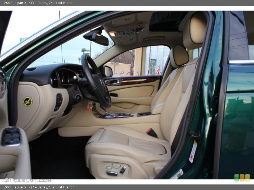 Barley/Charcoal Interior Photo for the 2008 Jaguar XJ XJR #46831971
