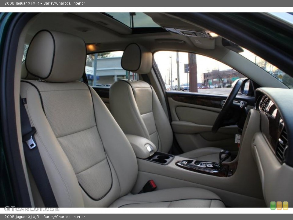 Barley/Charcoal Interior Photo for the 2008 Jaguar XJ XJR #46832156