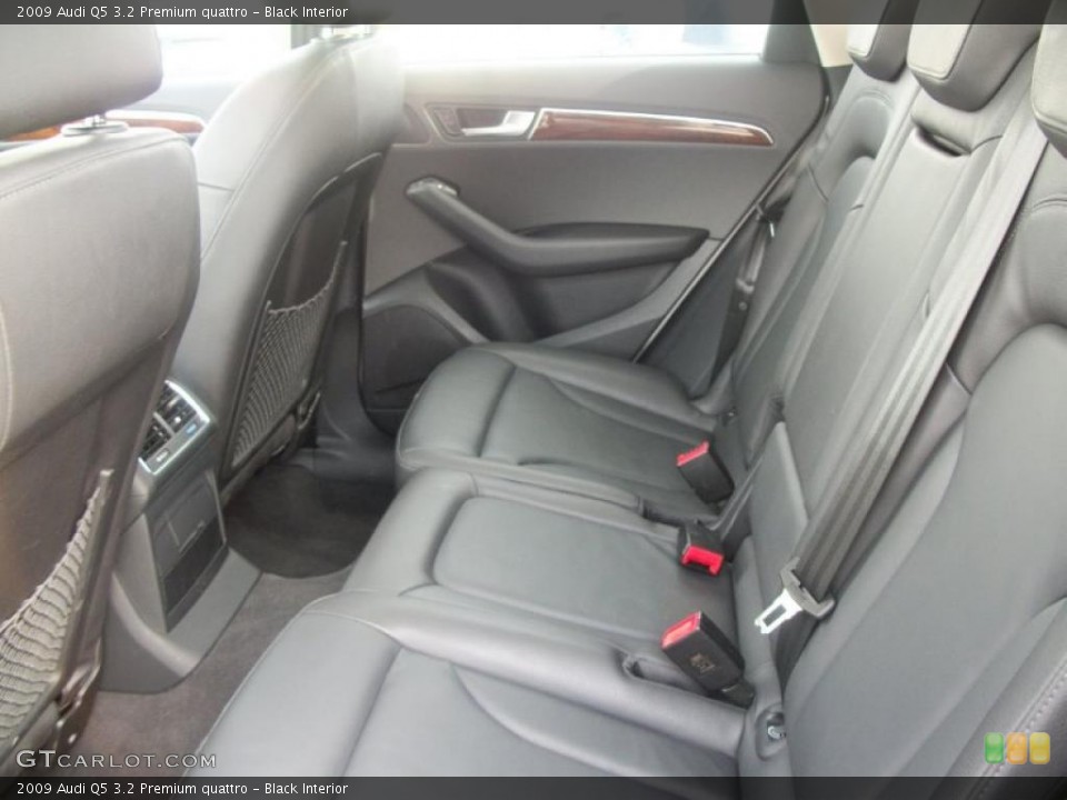 Black Interior Photo for the 2009 Audi Q5 3.2 Premium quattro #46833702