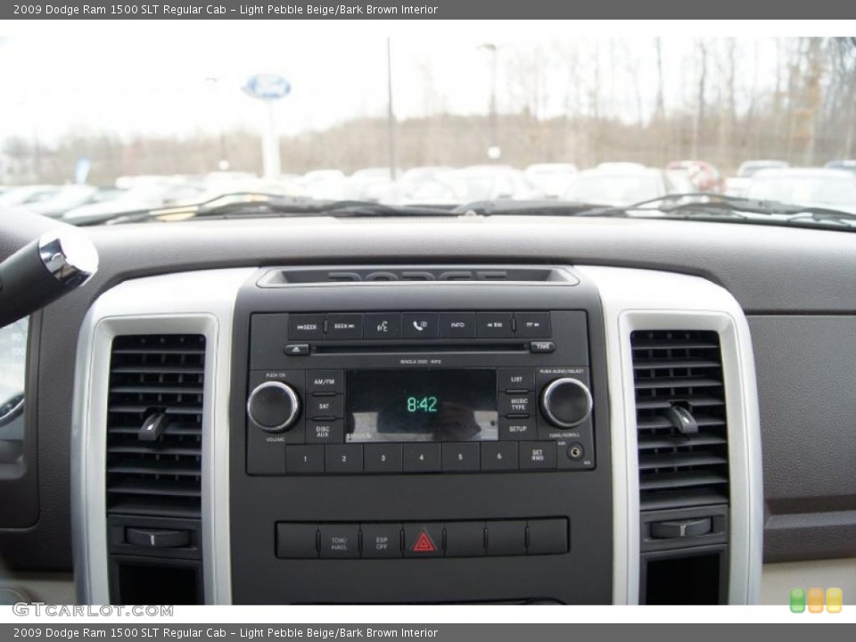 Light Pebble Beige/Bark Brown Interior Controls for the 2009 Dodge Ram 1500 SLT Regular Cab #46833738