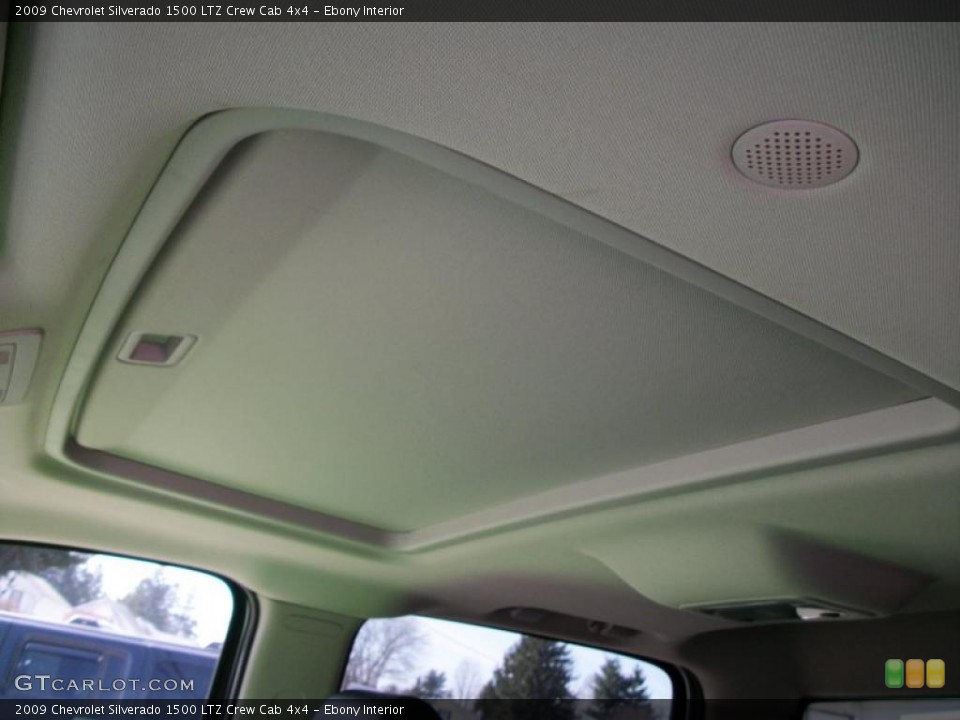 Ebony Interior Sunroof for the 2009 Chevrolet Silverado 1500 LTZ Crew Cab 4x4 #46838811