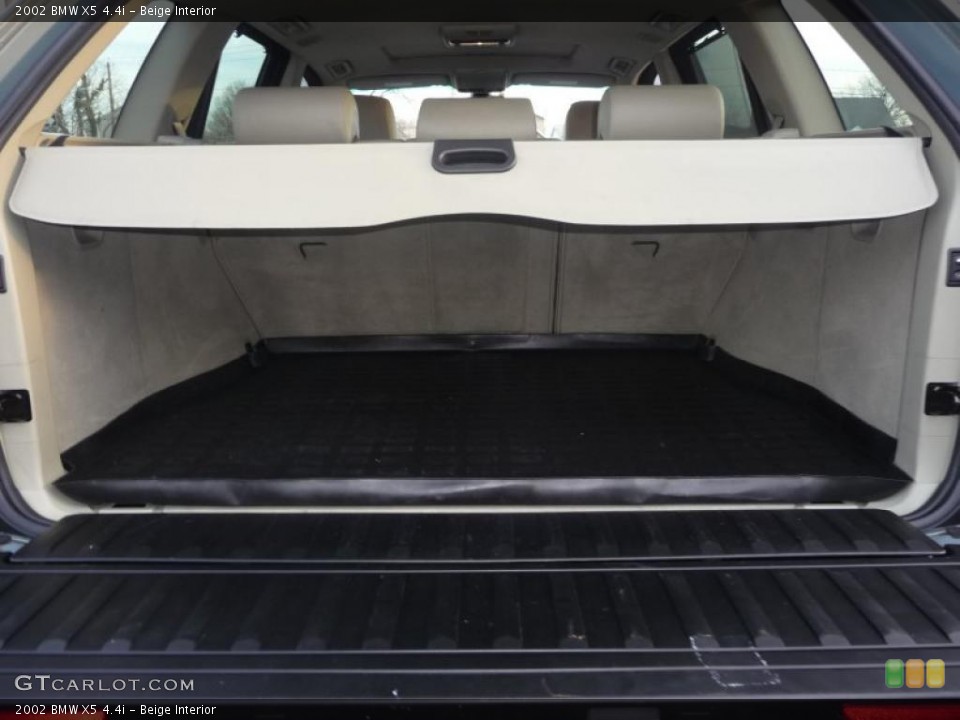 Beige Interior Trunk for the 2002 BMW X5 4.4i #46839714