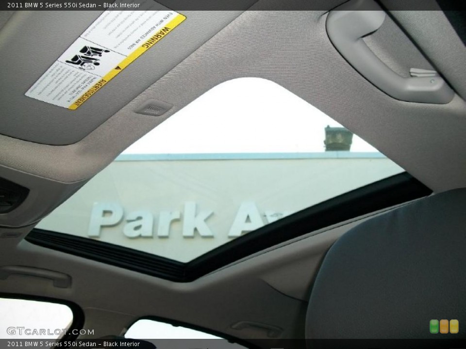 Black Interior Sunroof for the 2011 BMW 5 Series 550i Sedan #46839756