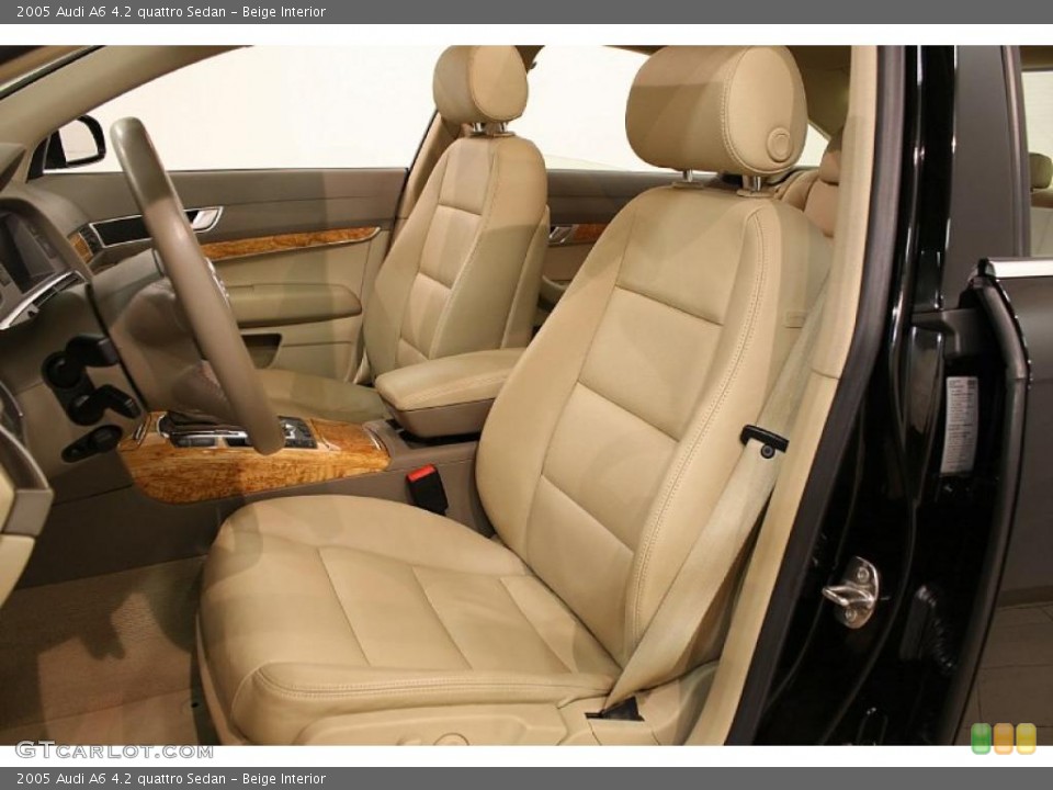 Beige Interior Photo for the 2005 Audi A6 4.2 quattro Sedan #46841796