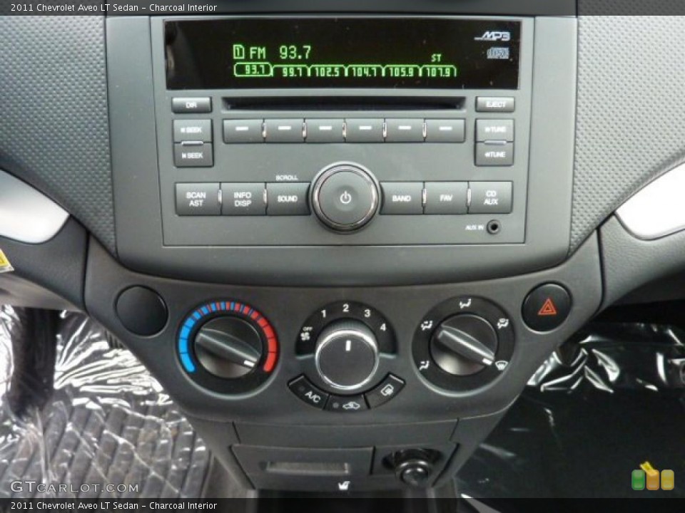 Charcoal Interior Controls for the 2011 Chevrolet Aveo LT Sedan #46845474