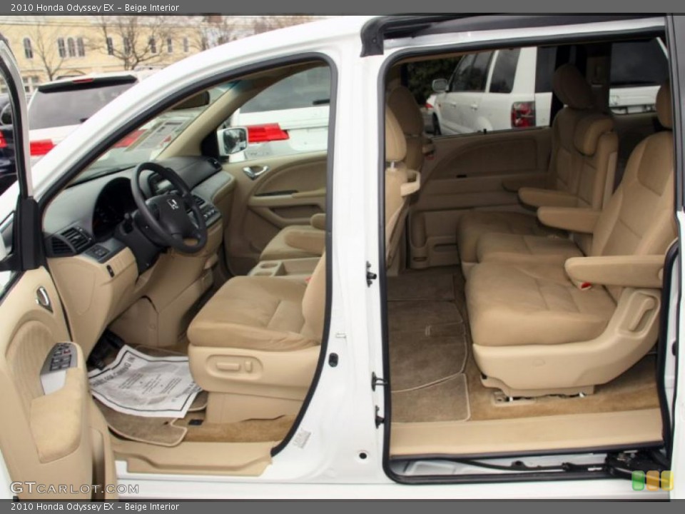 Beige Interior Photo for the 2010 Honda Odyssey EX #46850952