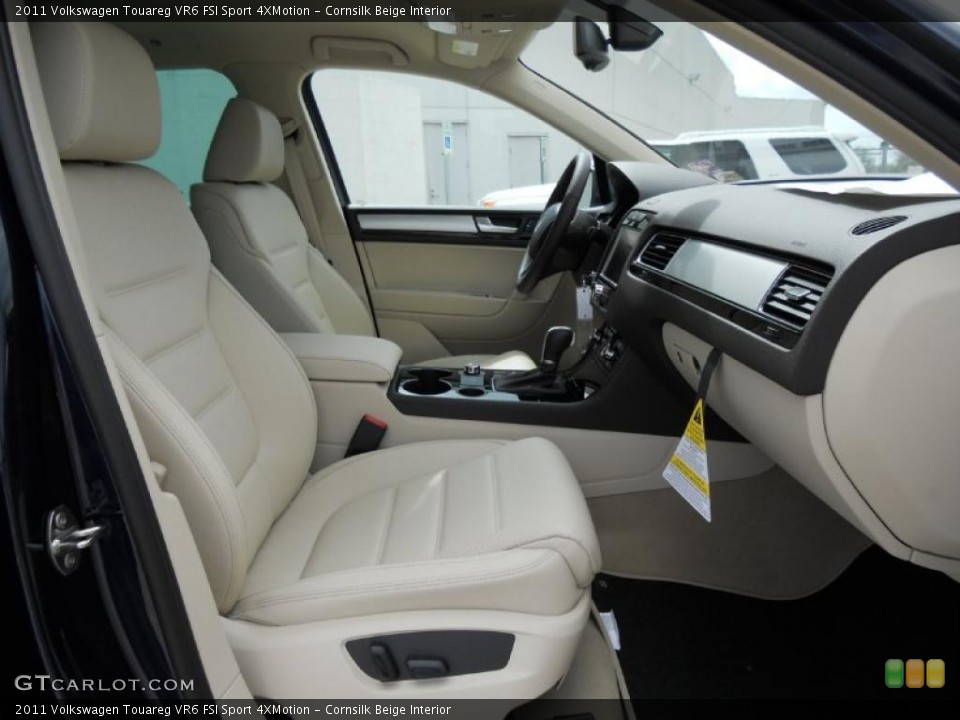 Cornsilk Beige Interior Photo for the 2011 Volkswagen Touareg VR6 FSI Sport 4XMotion #46851264