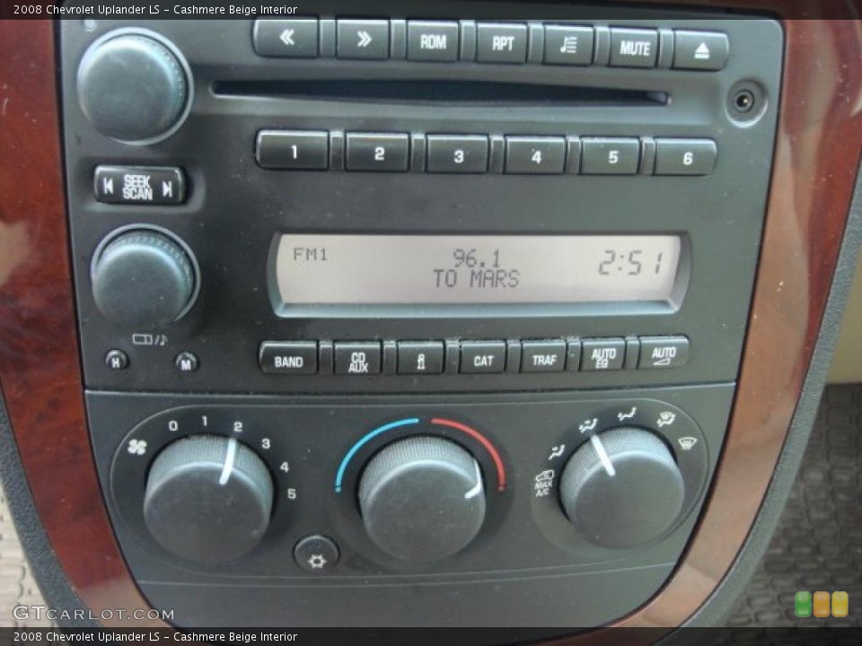 Cashmere Beige Interior Controls for the 2008 Chevrolet Uplander LS #46855014