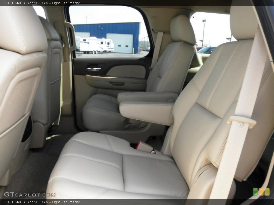 Light Tan Interior Photo for the 2011 GMC Yukon SLT 4x4 #46855449