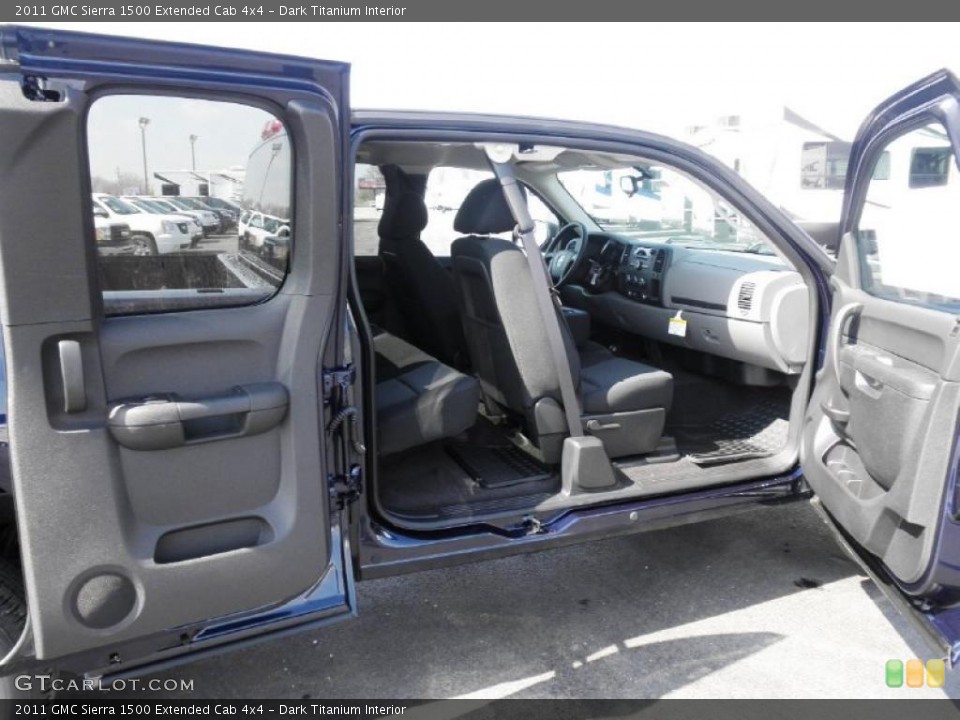 Dark Titanium Interior Photo for the 2011 GMC Sierra 1500 Extended Cab 4x4 #46856121