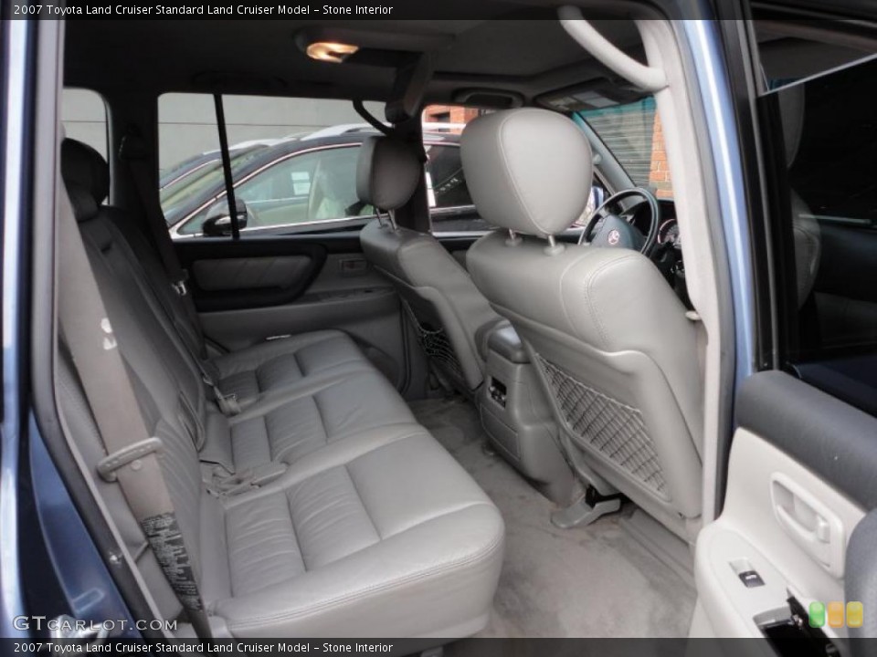 Stone Interior Photo for the 2007 Toyota Land Cruiser  #46860507