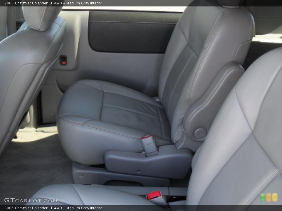 Medium Gray Interior Photo for the 2005 Chevrolet Uplander LT AWD #46861467