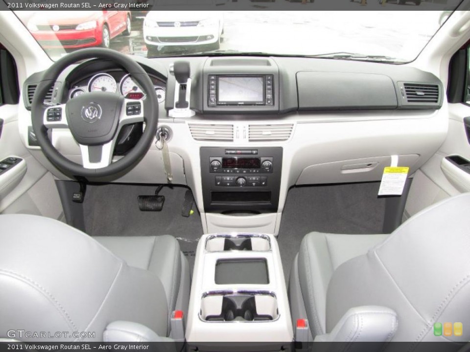 Aero Gray Interior Dashboard for the 2011 Volkswagen Routan SEL #46864920