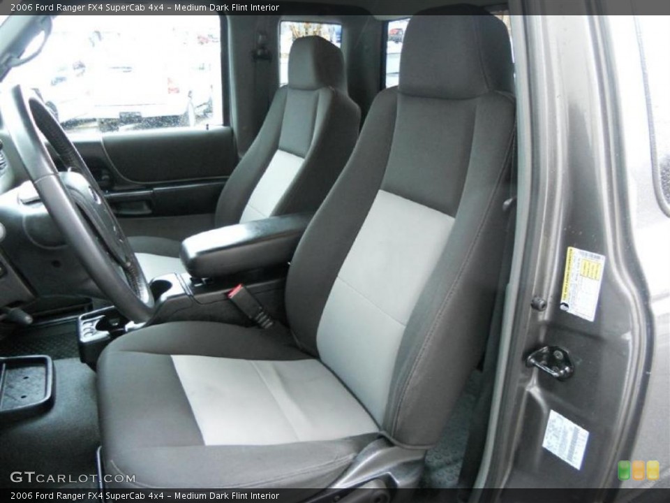 Medium Dark Flint Interior Photo for the 2006 Ford Ranger FX4 SuperCab 4x4 #46865556