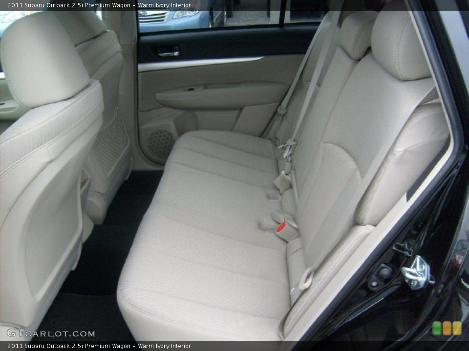 Warm Ivory Interior Photo for the 2011 Subaru Outback 2.5i Premium Wagon #46865709