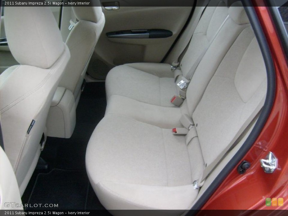Ivory Interior Photo for the 2011 Subaru Impreza 2.5i Wagon #46867662