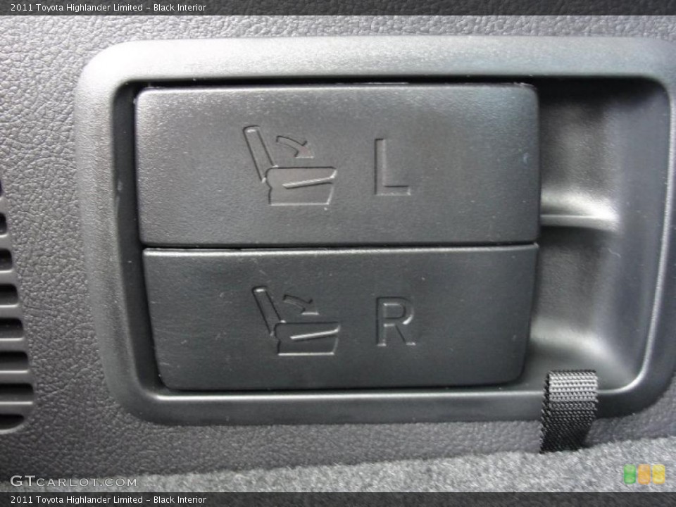 Black Interior Controls for the 2011 Toyota Highlander Limited #46870736