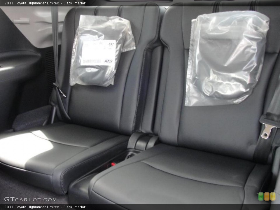 Black Interior Photo for the 2011 Toyota Highlander Limited #46870793
