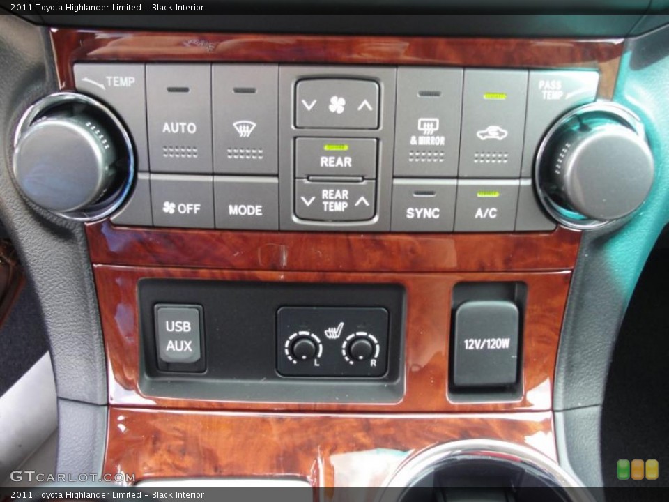 Black Interior Controls for the 2011 Toyota Highlander Limited #46870970