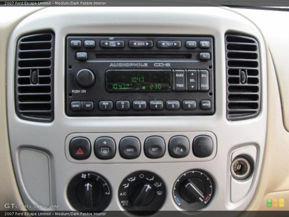 Medium/Dark Pebble Interior Controls for the 2007 Ford Escape Limited #46875491