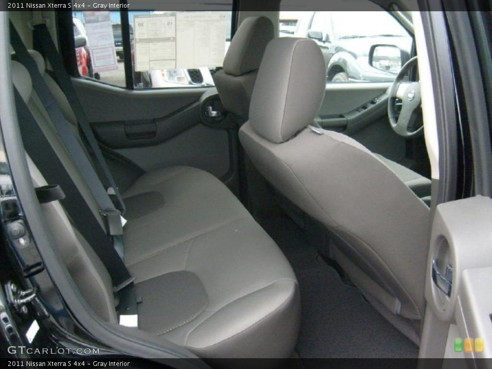 Gray Interior Photo for the 2011 Nissan Xterra S 4x4 #46882811