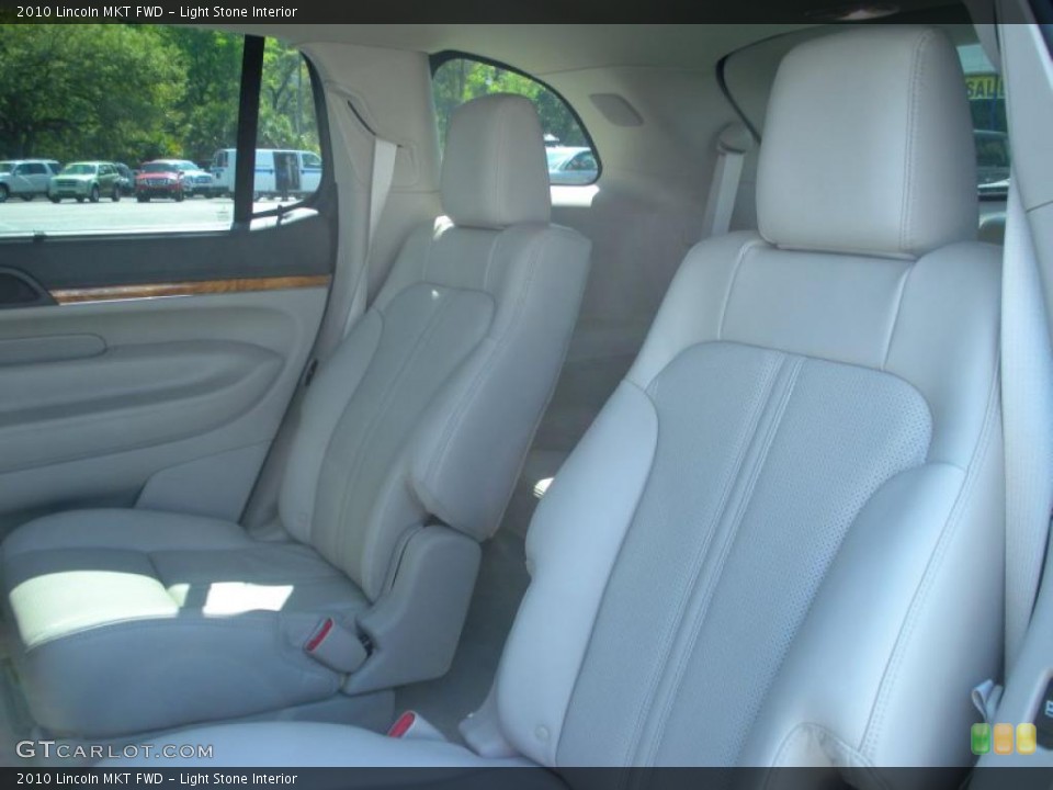Light Stone Interior Photo for the 2010 Lincoln MKT FWD #46883825