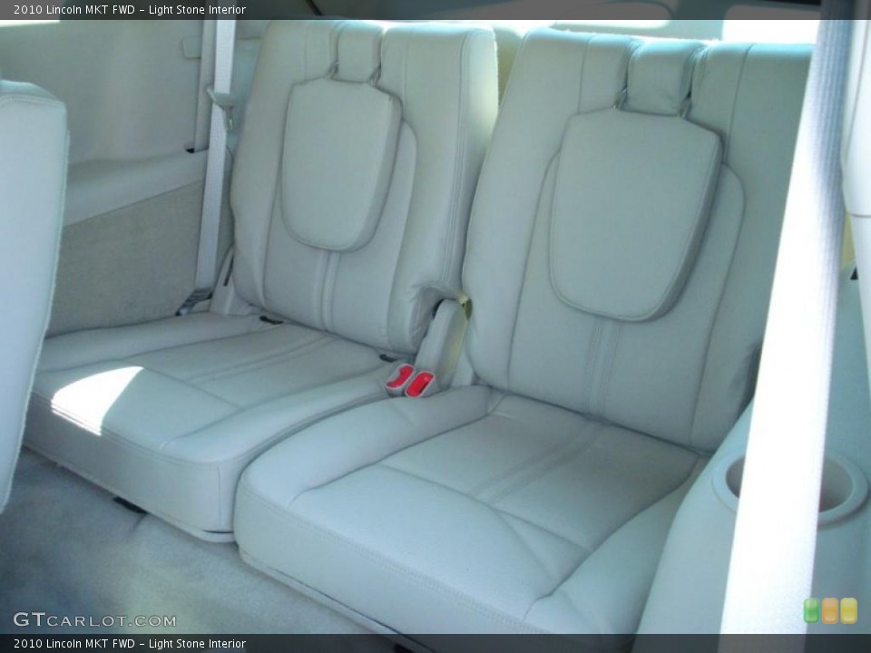 Light Stone Interior Photo for the 2010 Lincoln MKT FWD #46883837