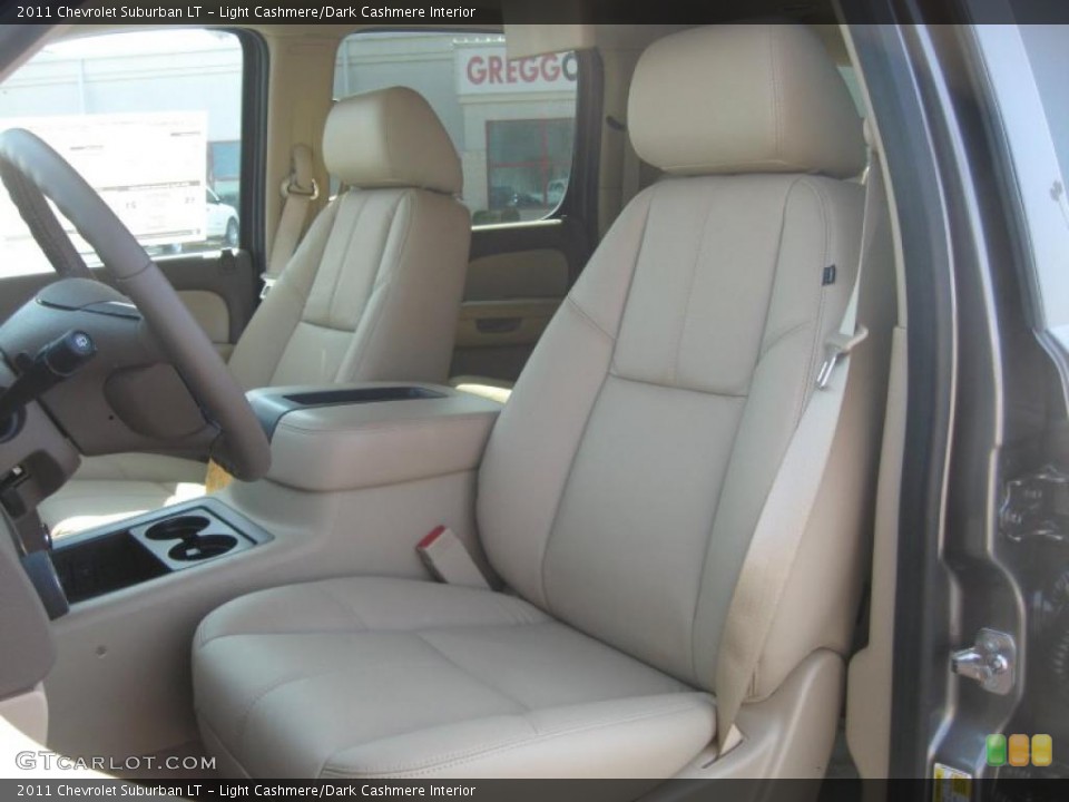 Light Cashmere/Dark Cashmere Interior Photo for the 2011 Chevrolet Suburban LT #46886093