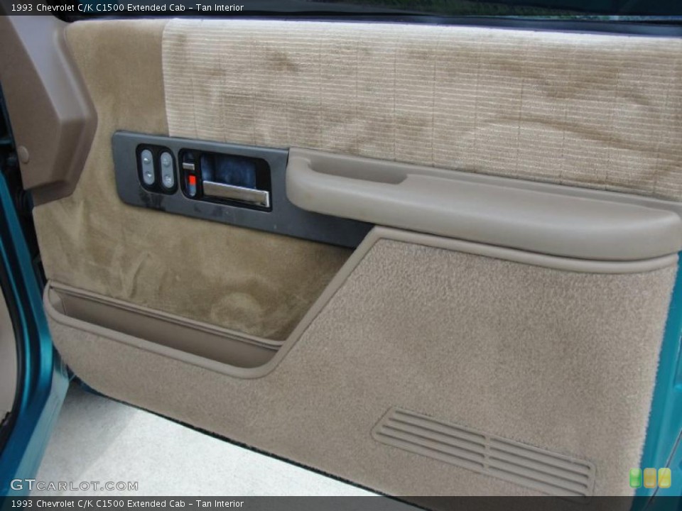 Tan Interior Door Panel for the 1993 Chevrolet C/K C1500 Extended Cab #46890432