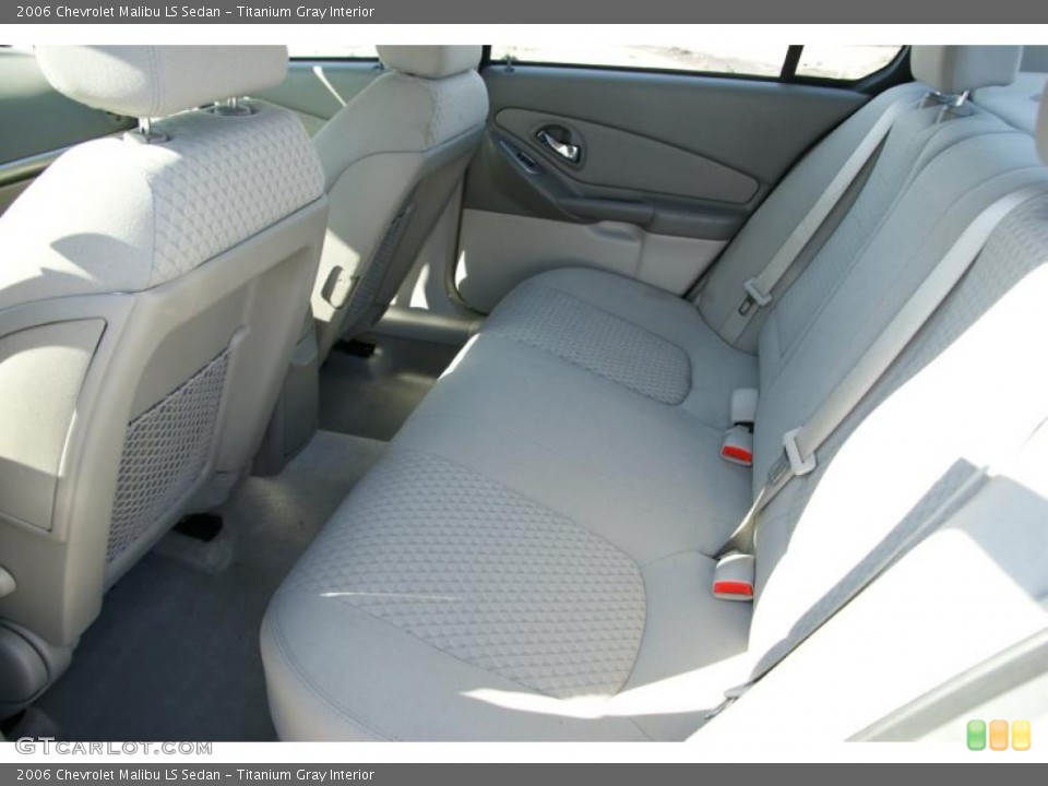 Titanium Gray Interior Photo for the 2006 Chevrolet Malibu LS Sedan #46898345