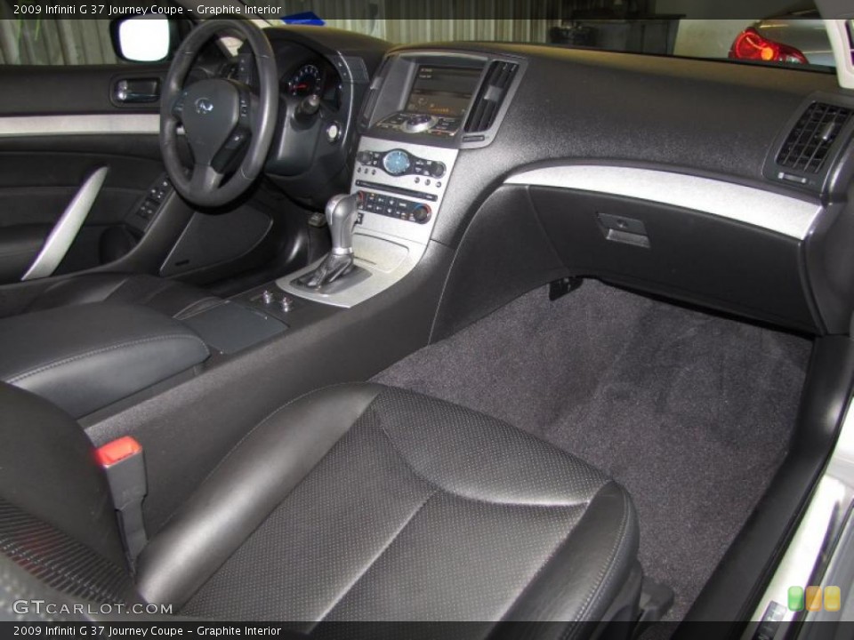 Graphite Interior Dashboard for the 2009 Infiniti G 37 Journey Coupe #46908653