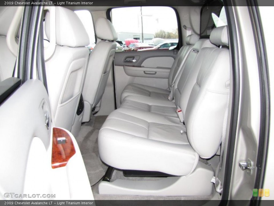 Light Titanium 2009 Chevrolet Avalanche Interiors