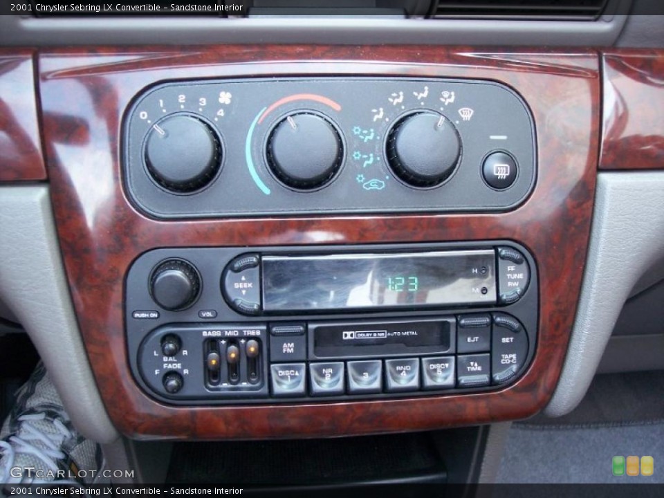Sandstone Interior Controls for the 2001 Chrysler Sebring LX Convertible #46914731