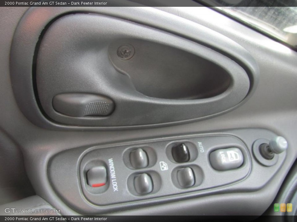 Dark Pewter Interior Controls for the 2000 Pontiac Grand Am GT Sedan #46914843