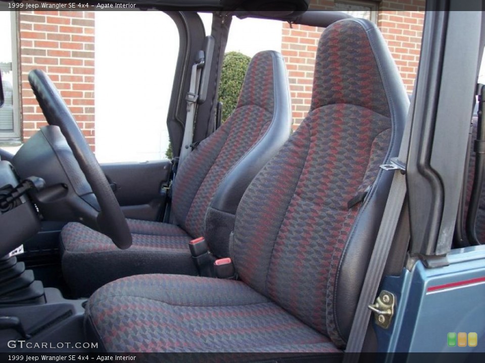 Agate Interior Photo for the 1999 Jeep Wrangler SE 4x4 #46916162