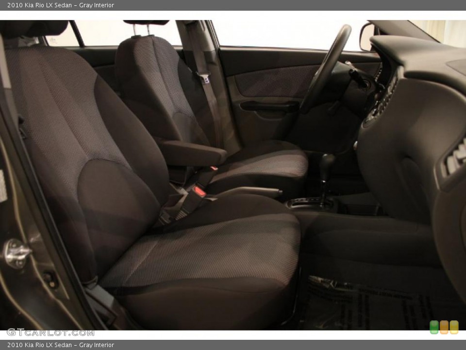 Gray Interior Photo for the 2010 Kia Rio LX Sedan #46916627