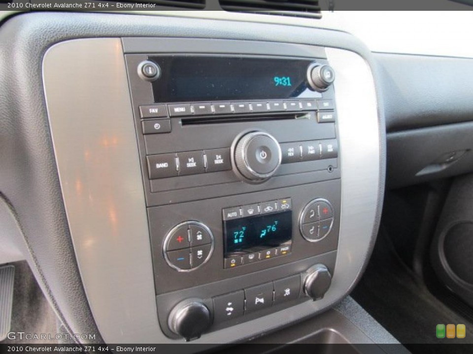 Ebony Interior Controls for the 2010 Chevrolet Avalanche Z71 4x4 #46920392