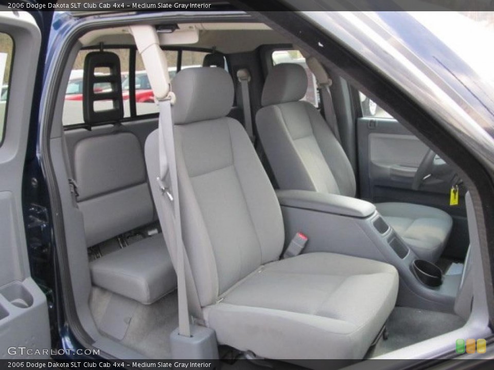 Medium Slate Gray Interior Photo for the 2006 Dodge Dakota SLT Club Cab 4x4 #46921718