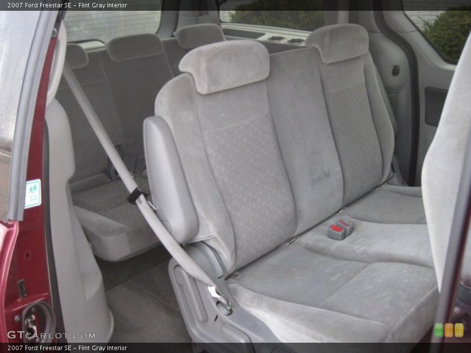 Flint Gray Interior Photo for the 2007 Ford Freestar SE #46925081