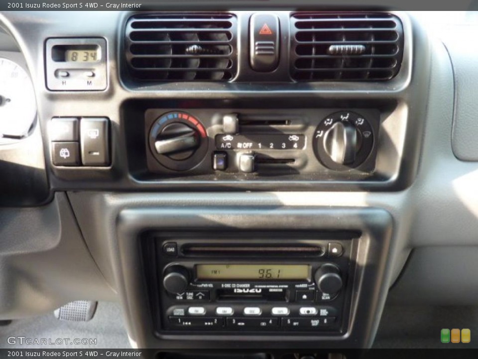 Gray Interior Controls for the 2001 Isuzu Rodeo Sport S 4WD #46928483