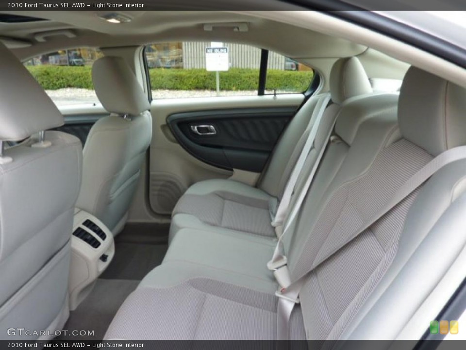 Light Stone Interior Photo for the 2010 Ford Taurus SEL AWD #46931405