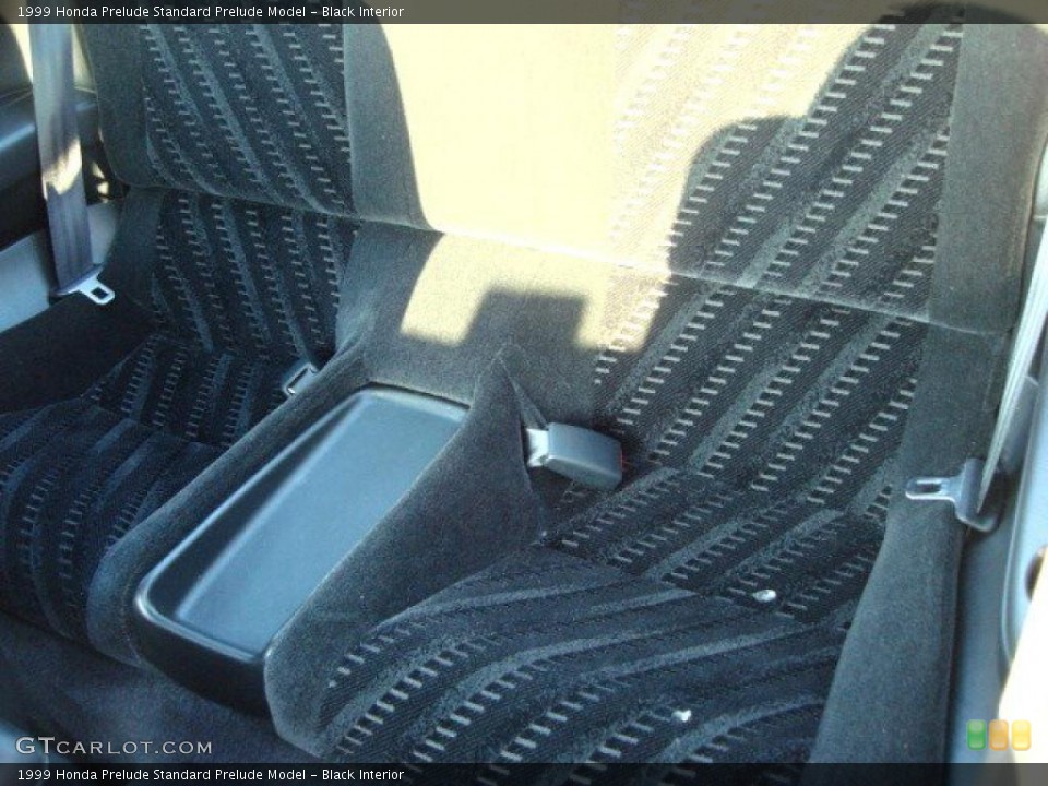Black Interior Photo for the 1999 Honda Prelude  #46938606