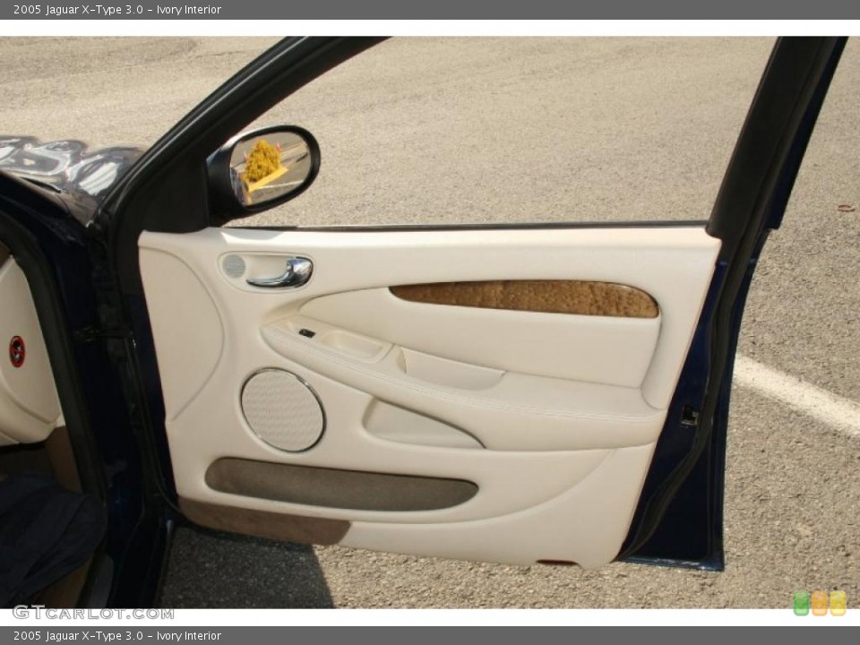 Ivory Interior Door Panel for the 2005 Jaguar X-Type 3.0 #46944615