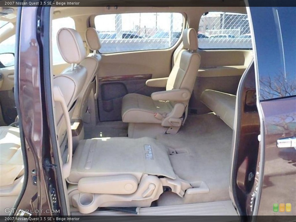 Beige Interior Photo for the 2007 Nissan Quest 3.5 SE #46945692