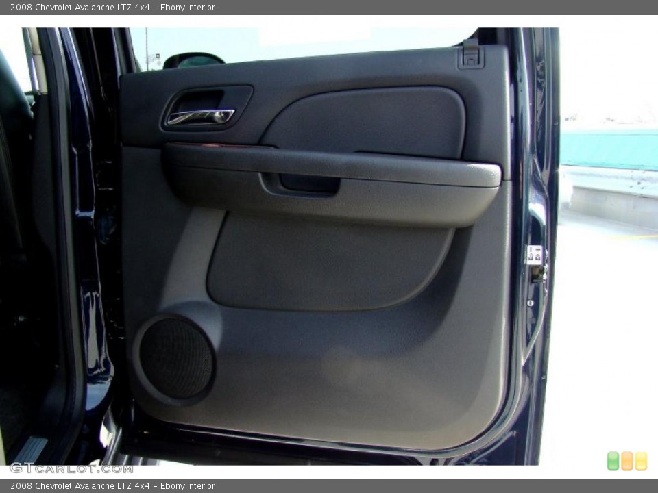 Ebony Interior Door Panel for the 2008 Chevrolet Avalanche LTZ 4x4 #46946325
