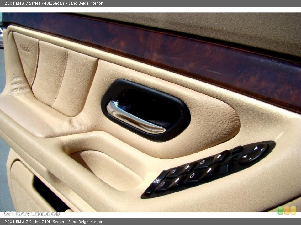 Sand Beige Interior Controls for the 2001 BMW 7 Series 740iL Sedan #46947105
